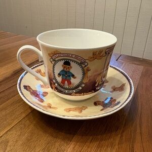 Collectible Bears Tea Cup and Saucer Set